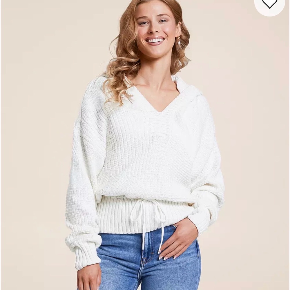 Z Supply White V-Neck Knit Sweater